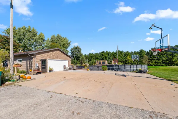 $645,000 | W10534 County Road Trace, Waupun, WI 53963