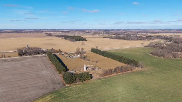 $645,000 | W10534 County Road Trace, Waupun, WI 53963