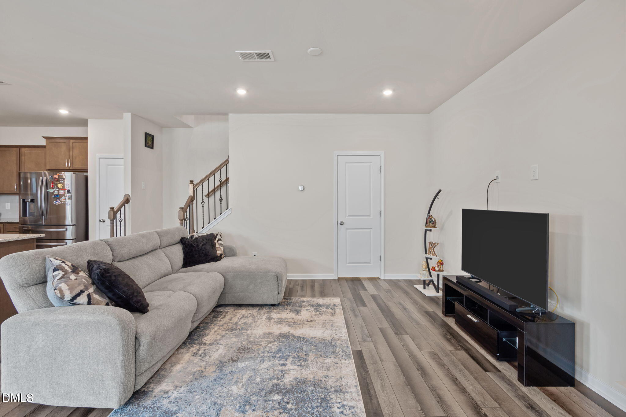 1009 Everglades Way Durham, NC 27713 - Photo 15 of 54 21-web-or-mls-P1112521