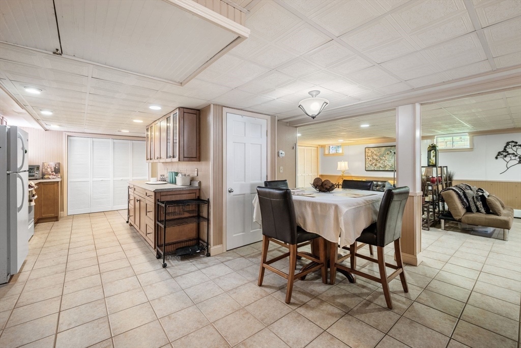 42 Walnut Street Saugus, MA 01906 - Photo 36 of 41