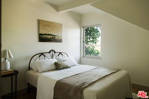 $3,295,000 | 1825 Redesdale Avenue, Los Angeles, CA 90026