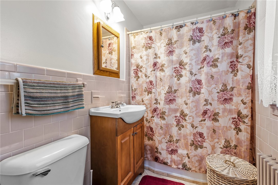 43 Virginia Avenue Woonsocket, RI 02895 - Photo 12 of 22