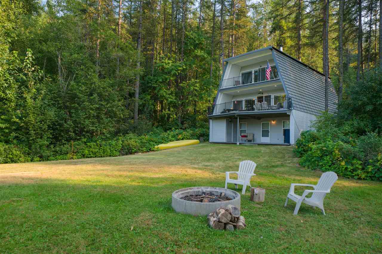 4089 Tamarack Beach Road Loon Lake, WA 99148 - Photo 2 of 20 Gallery Image 2