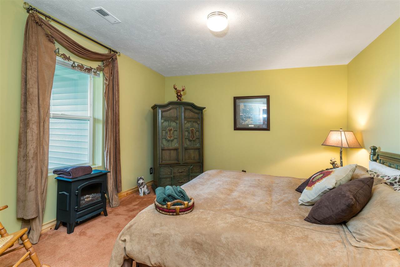 4089 Tamarack Beach Road Loon Lake, WA 99148 - Photo 14 of 20 Gallery Image 14