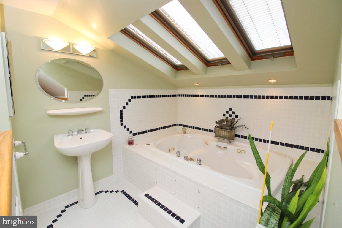 3726 Chestnut Road Baltimore, MD 21220 - Photo 32 of 43