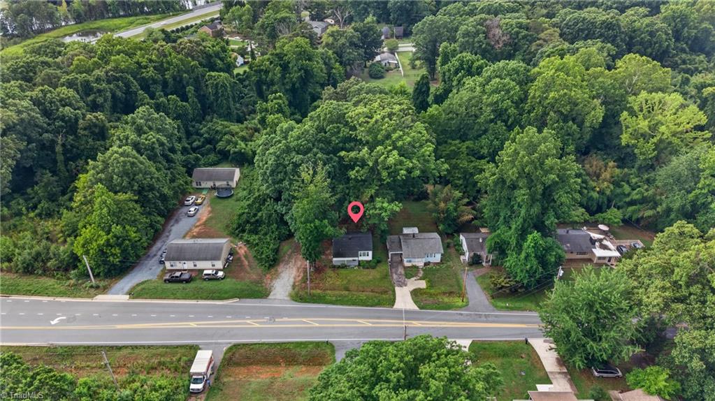 124 Manor Drive High Point, NC 27260 - Photo 40 of 44