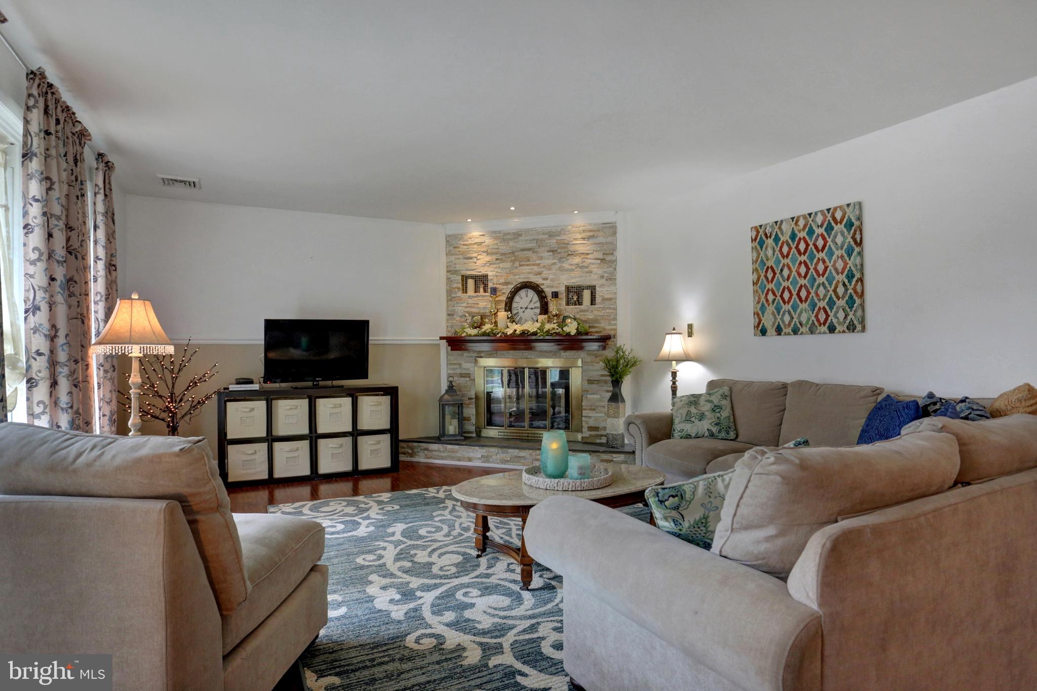5356 Windsor Road Harrisburg, PA 17112 - Photo 7 of 37 Gallery Image 7