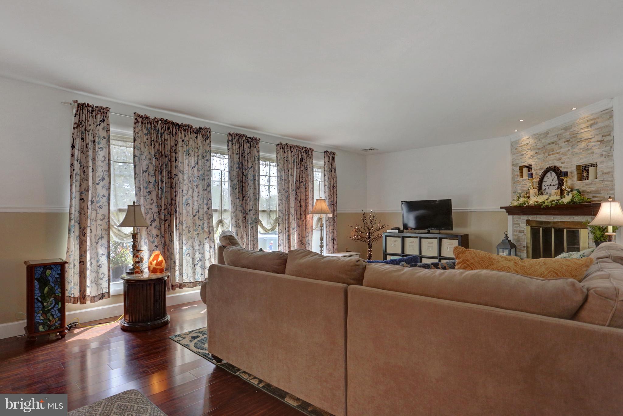 5356 Windsor Road Harrisburg, PA 17112 - Photo 8 of 37 Gallery Image 8
