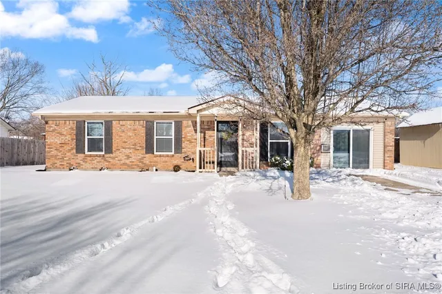 $215,000 | 211 Talina Drive, Charlestown, IN 47111