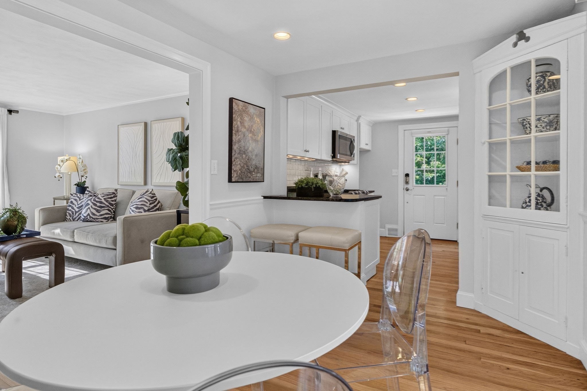 119 Sylvan Road Needham, MA 02492 - Photo 5 of 22 Gallery Image 5