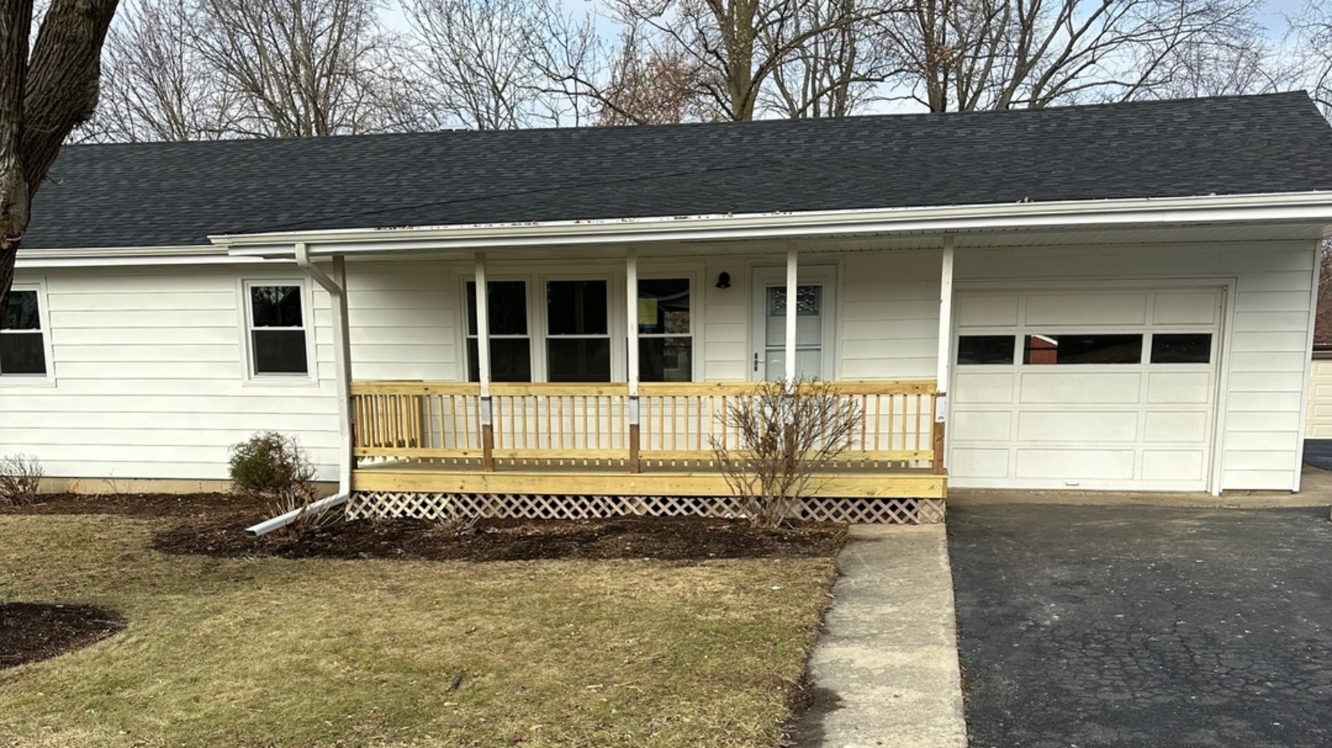 249 West Nebraska Street Frankfort, IL 60423 - Photo 3 of 18 a front view of a house with a tree