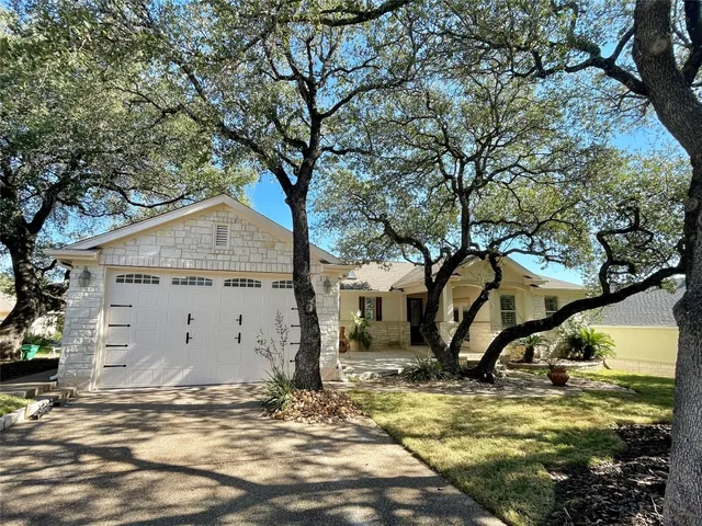 $2,375 | 20603 Highland Lake Loop, Lago Vista, TX 78645