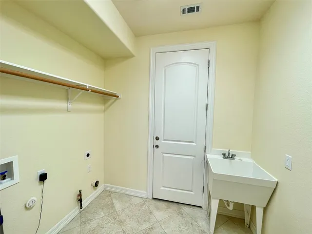 $2,375 | 20603 Highland Lake Loop, Lago Vista, TX 78645