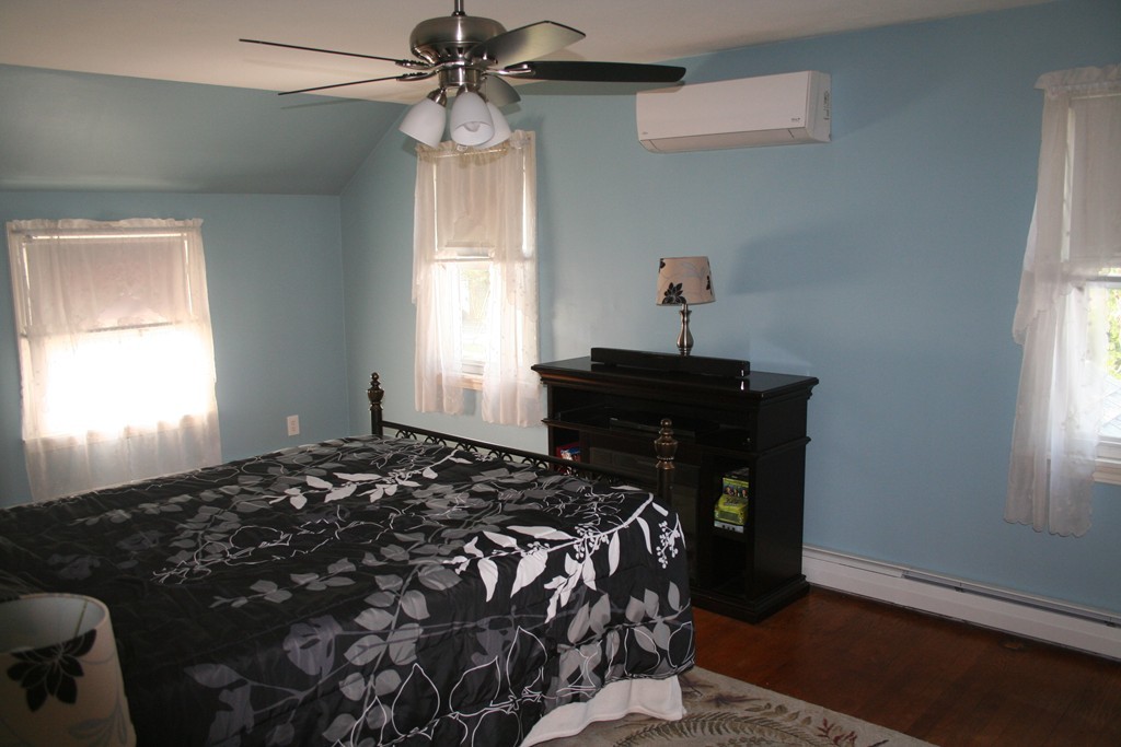 114 Rimmon Avenue Chicopee, MA 01013 - Photo 13 of 30