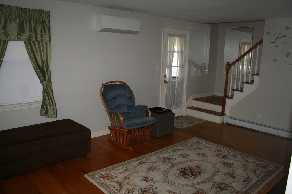 114 Rimmon Avenue Chicopee, MA 01013 - Photo 7 of 30