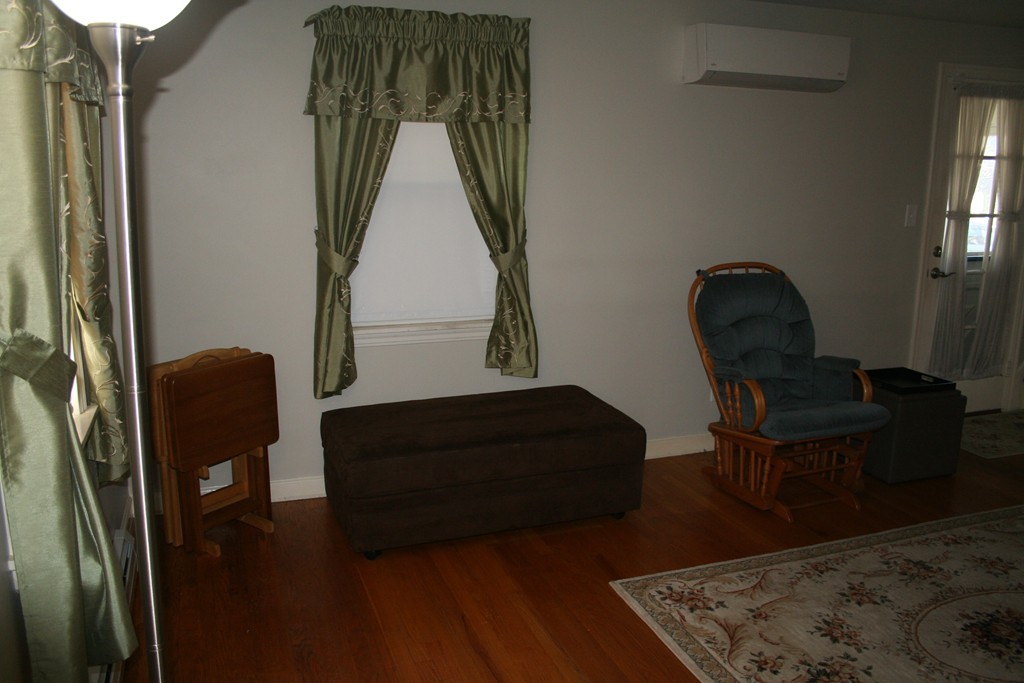 114 Rimmon Avenue Chicopee, MA 01013 - Photo 8 of 30