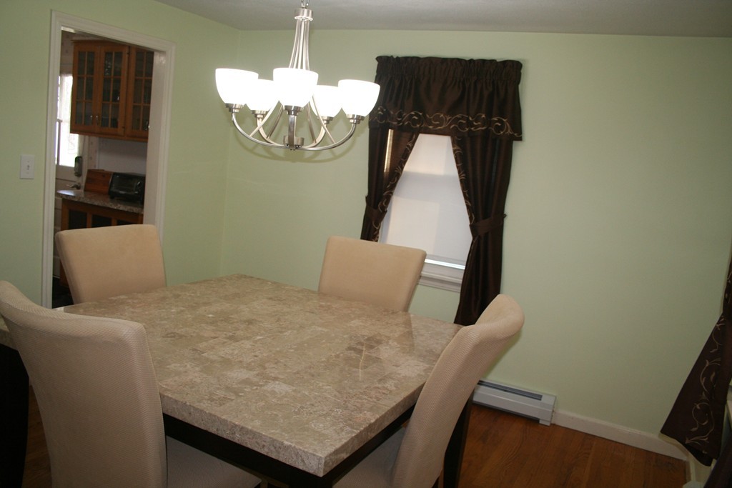 114 Rimmon Avenue Chicopee, MA 01013 - Photo 10 of 30