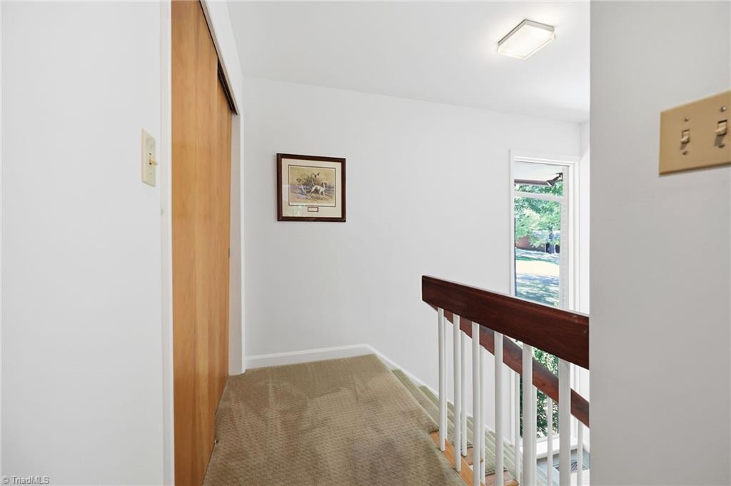 405 Luola Street Madison, NC 27025 - Photo 27 of 48 2ND FLOOR HALLWAY