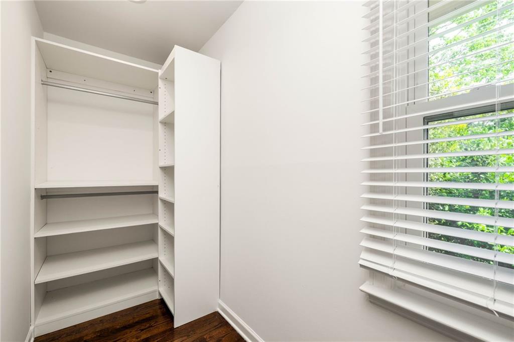 2671 Tanglewood Road Decatur, GA 30033 - Photo 19 of 35
