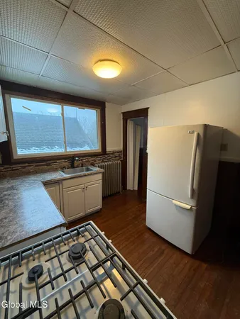 $1,850 | 23 Hampton Street, Unit 2, Albany, NY 12209