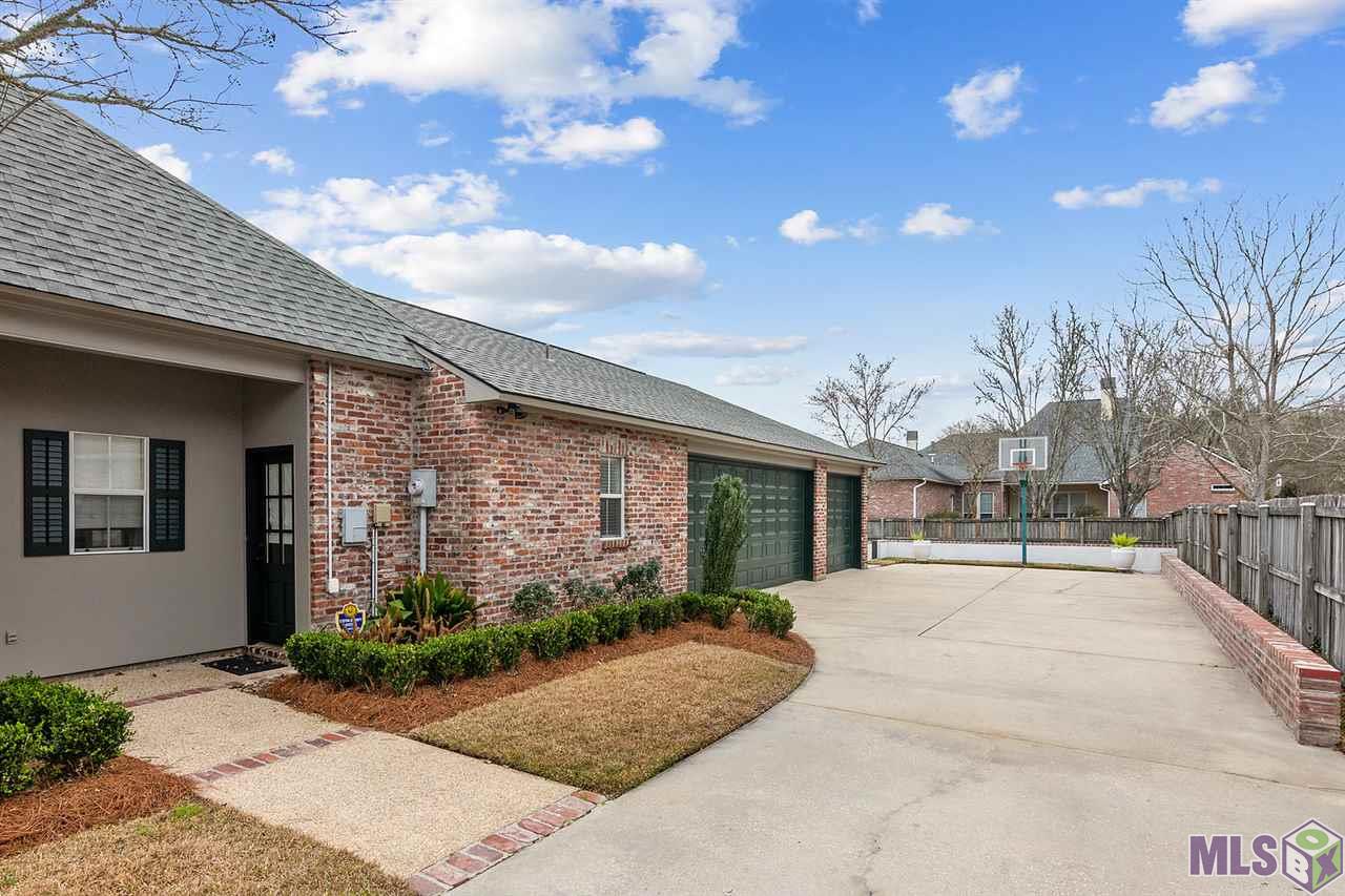 17540 Pecan Shadows Drive Baton Rouge, LA 70810 - Photo 27 of 28 Gallery Image 27