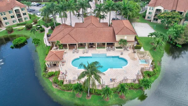 $2,400 | 1002 Villa Circle, Boynton Beach, FL 33435