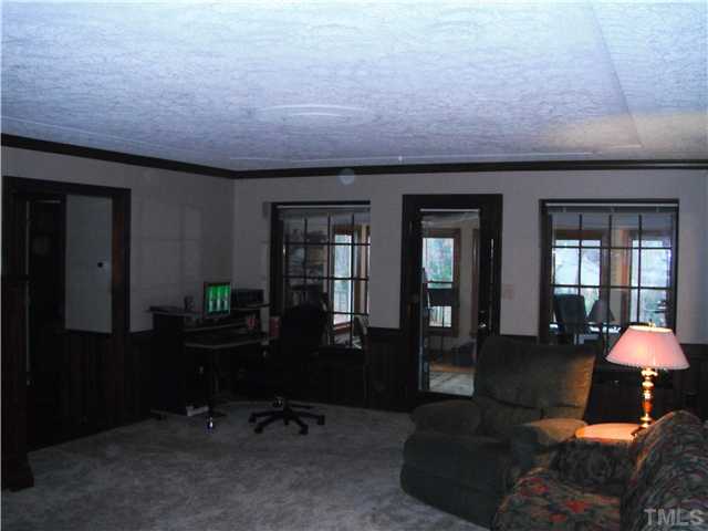 800 Ivanhoe Drive Raleigh, NC 27615 - Photo 12 of 19 a living room with furniture