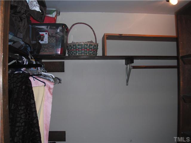 800 Ivanhoe Drive Raleigh, NC 27615 - Photo 9 of 19 a view of entryway