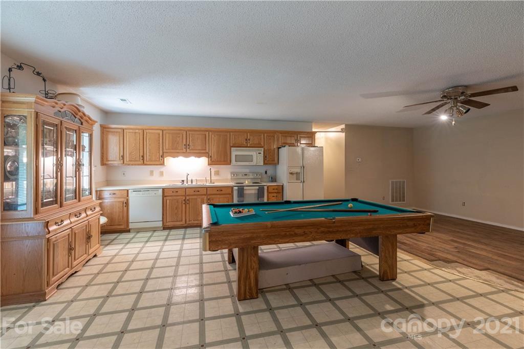 2714 Emmanuel Church Road Conover, NC 28613 - Photo 14 of 18 Gallery Image 14