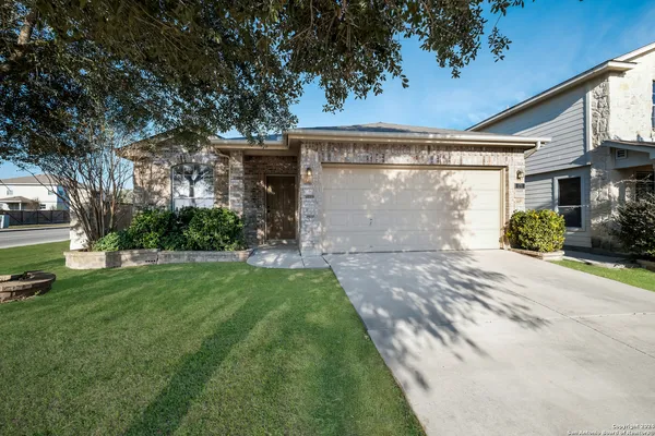 $1,600 | 171 Cardinal Way, San Antonio, TX 78253