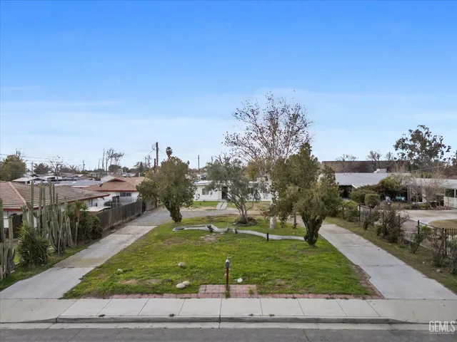 a view of a volley ball court