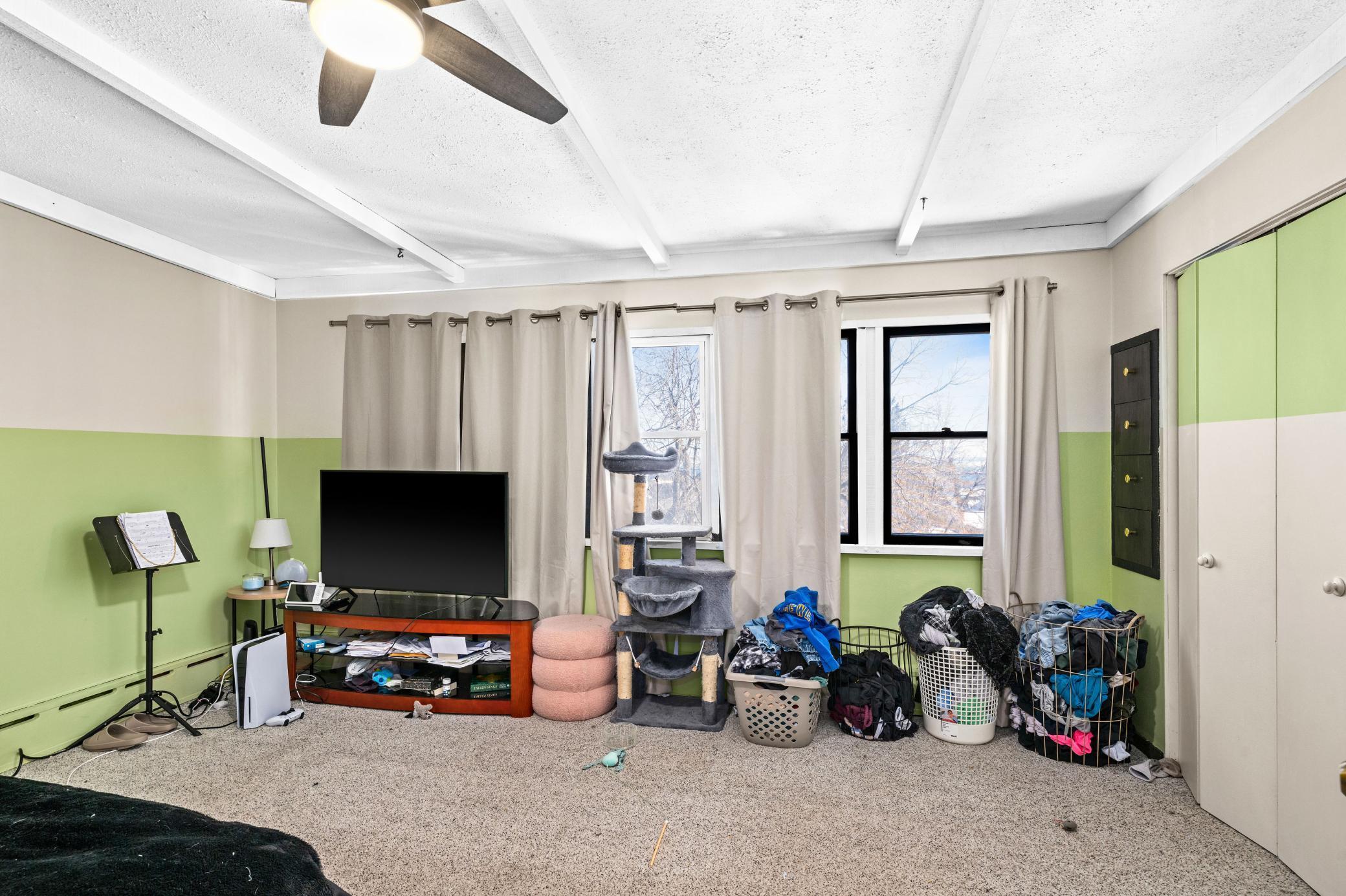 722 East 3rd Street Duluth, MN 55805 - Photo 23 of 38