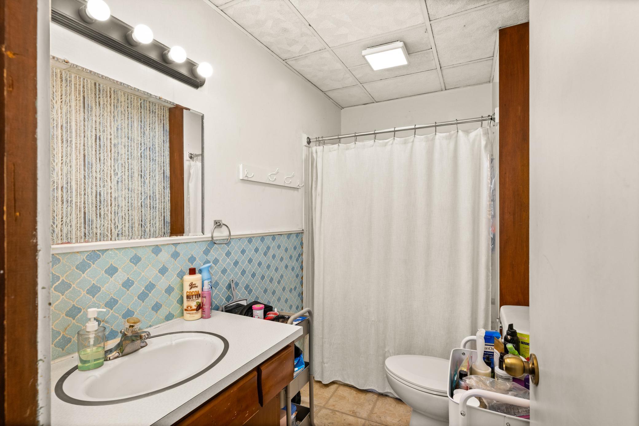 722 East 3rd Street Duluth, MN 55805 - Photo 24 of 38