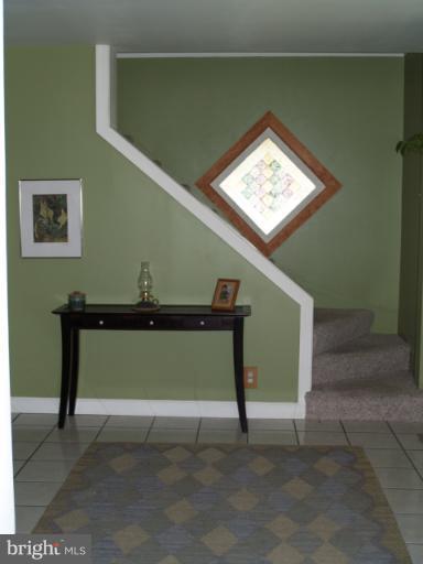 12211 Pen Mar Road Waynesboro, PA 17268 - Photo 6 of 30 Foyer