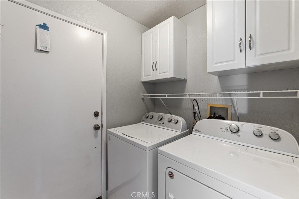 50855 Chiapas Drive Coachella, CA 92236 - Photo 30 of 34 a utility room with dryer and washer