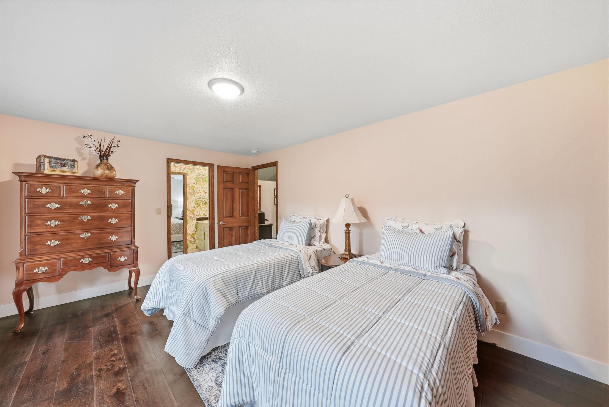 20344 Donkey Sled Road Bend, OR 97702 - Photo 58 of 74 86-web-or-mls-Riley_Visuals_071