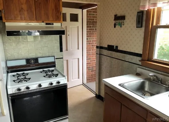 $449,000 | 2890 Southwestern Boulevard, Orchard Park, NY 14224