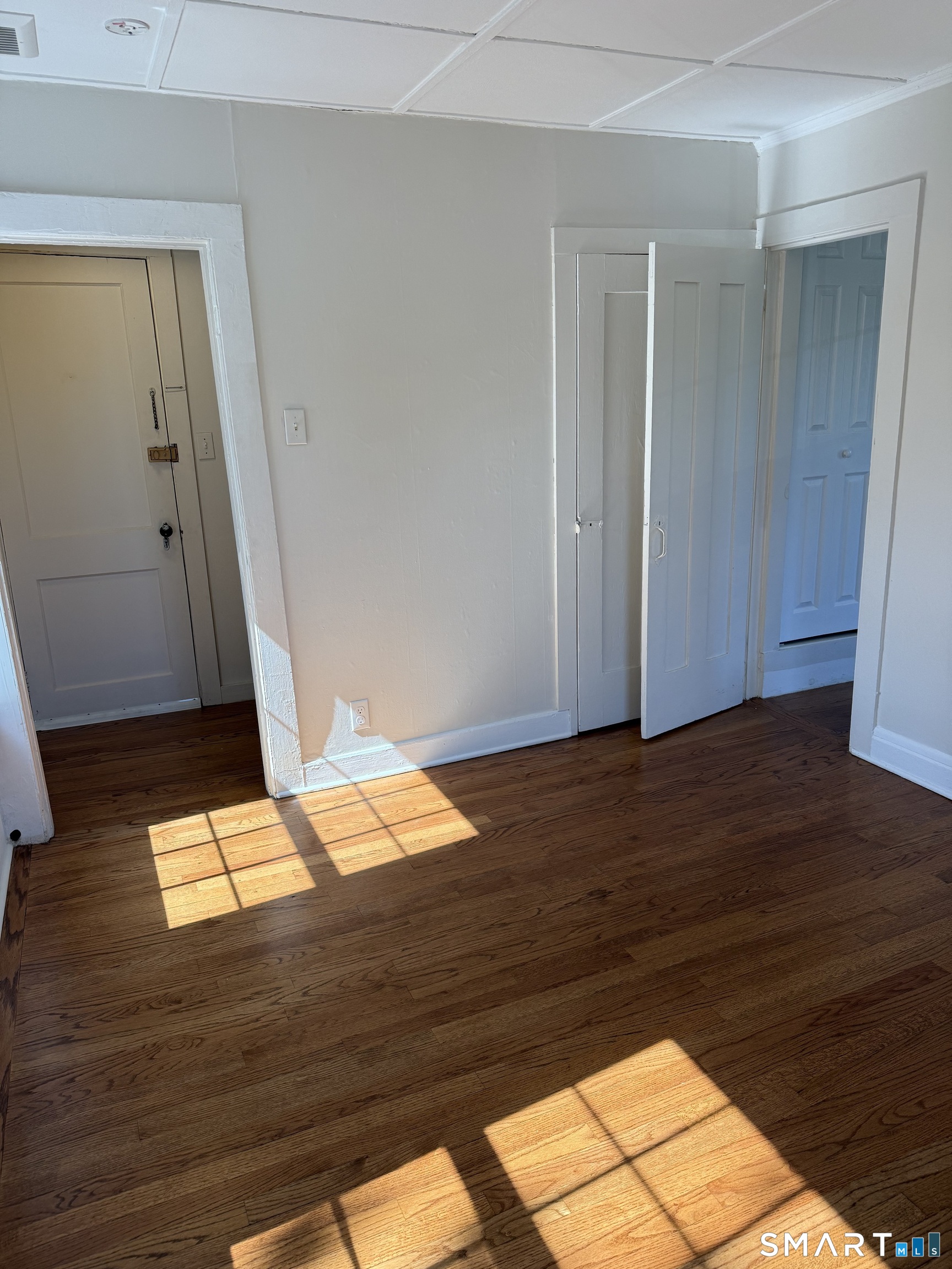 43 Boston Post Road Madison, CT 06443 - Photo 11 of 18 Bedroom looking toward the hallway