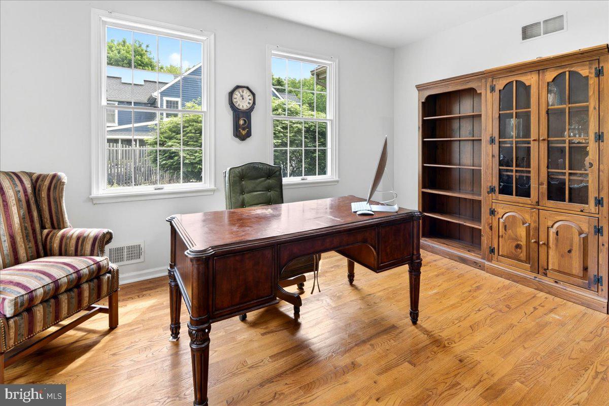 28 Baldwin Street Pennington, NJ 08534 - Photo 25 of 50