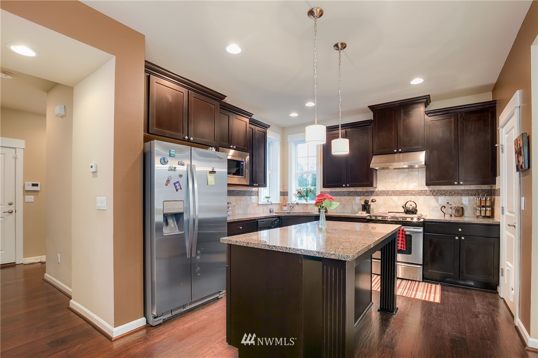 3806 219th Place Southeast Bothell, WA 98021 - Photo 5 of 25