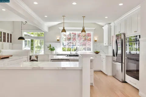 $3,449,000 | 3553 Vía Los Colorados, Lafayette, CA 94549