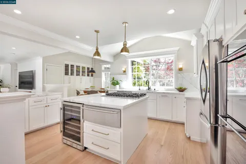 $3,449,000 | 3553 Vía Los Colorados, Lafayette, CA 94549