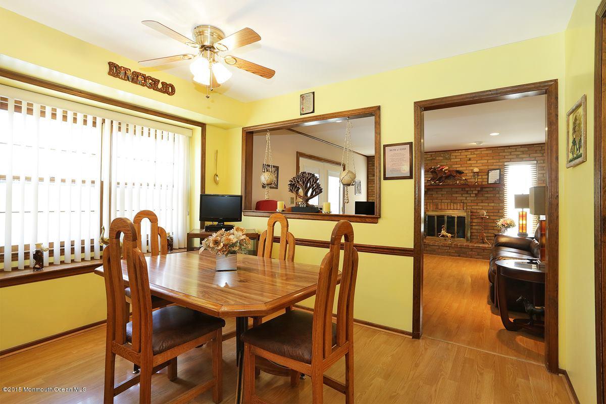 14 Morgan Road Middletown, NJ 07748 - Photo 6 of 14 breakfastarea_1200