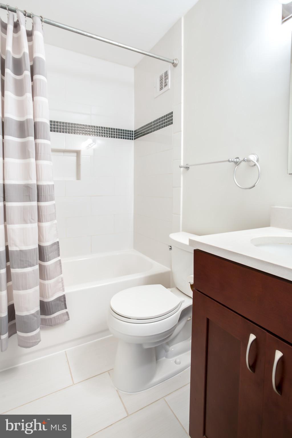 10901 Knights Bridge Court Reston, VA 20190 - Photo 23 of 30 Bath - Completely Remodeled