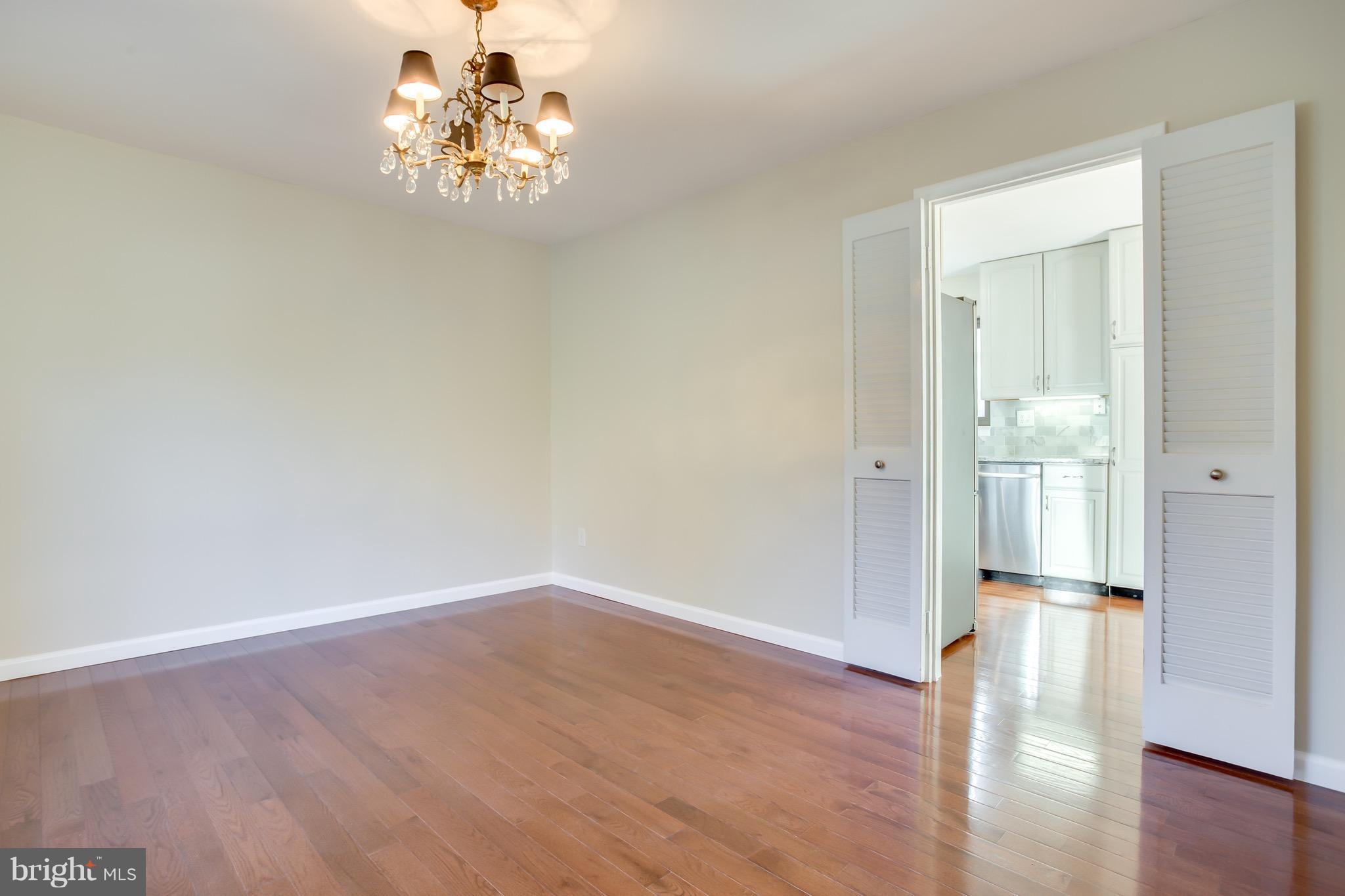 10901 Knights Bridge Court Reston, VA 20190 - Photo 4 of 30 Dining Room - New Hardwood Floors
