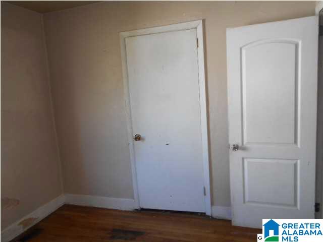 215 South Park Road Southwest Birmingham, AL 35211 - Photo 8 of 17