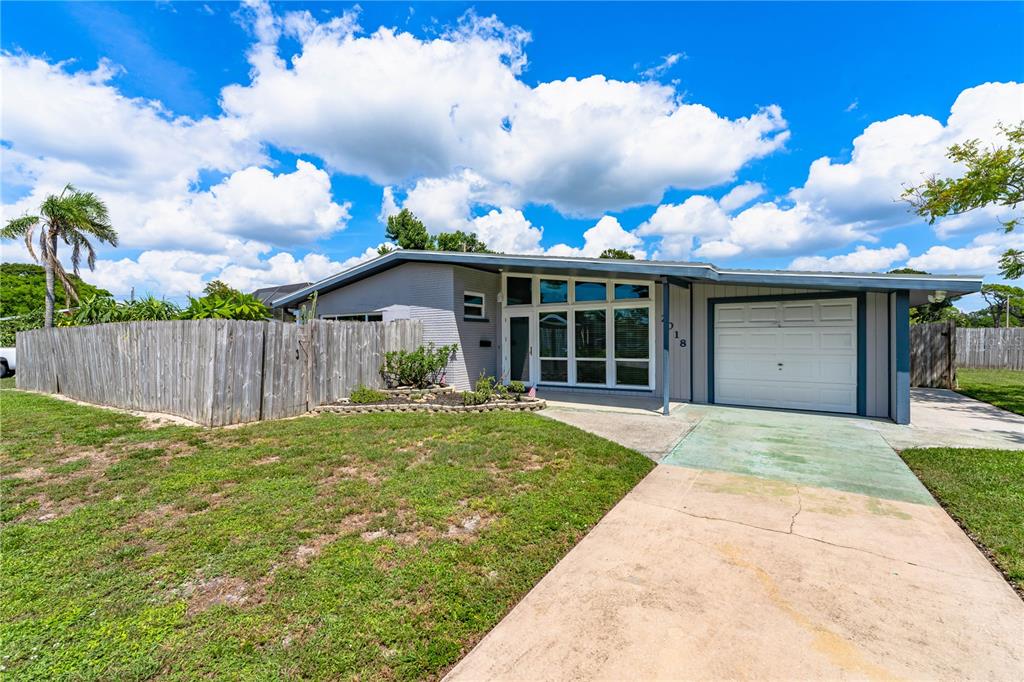 2018 Randa Boulevard Sarasota, FL 34235 - Photo 1 of 1 Gallery Image 1