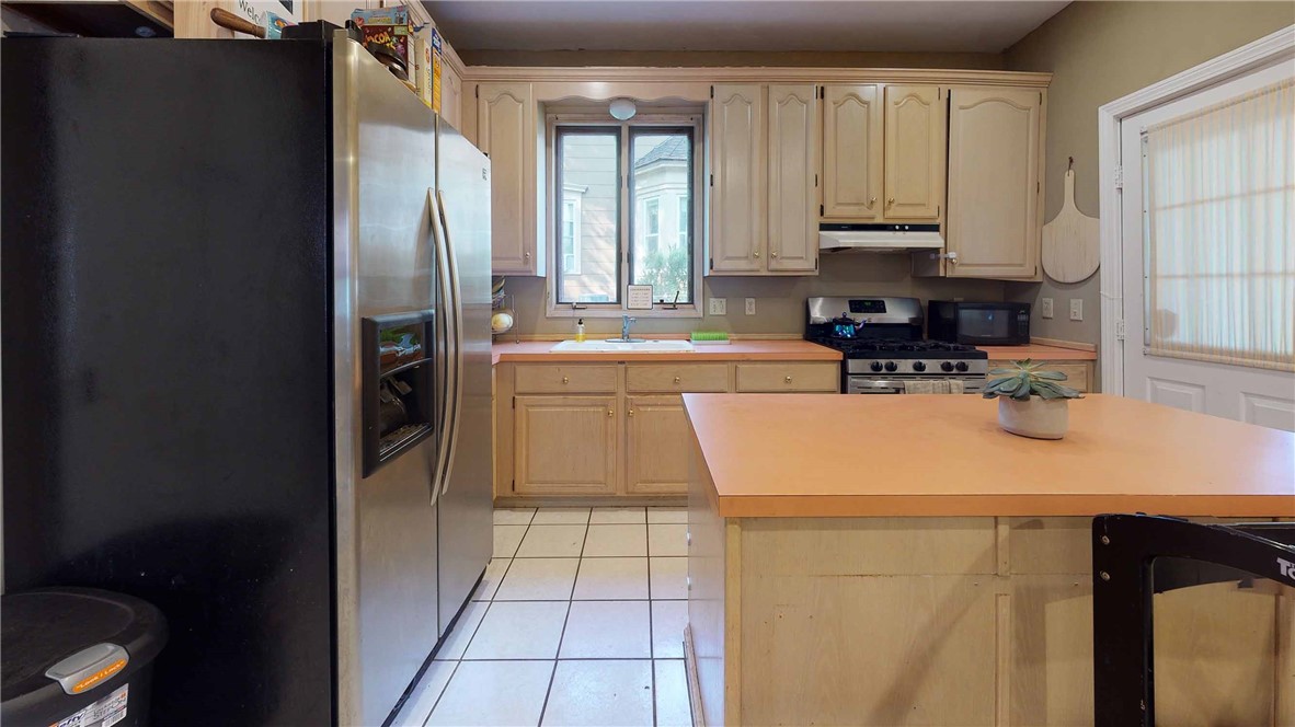 620 South Main Street Woonsocket, RI 02895 - Photo 6 of 32