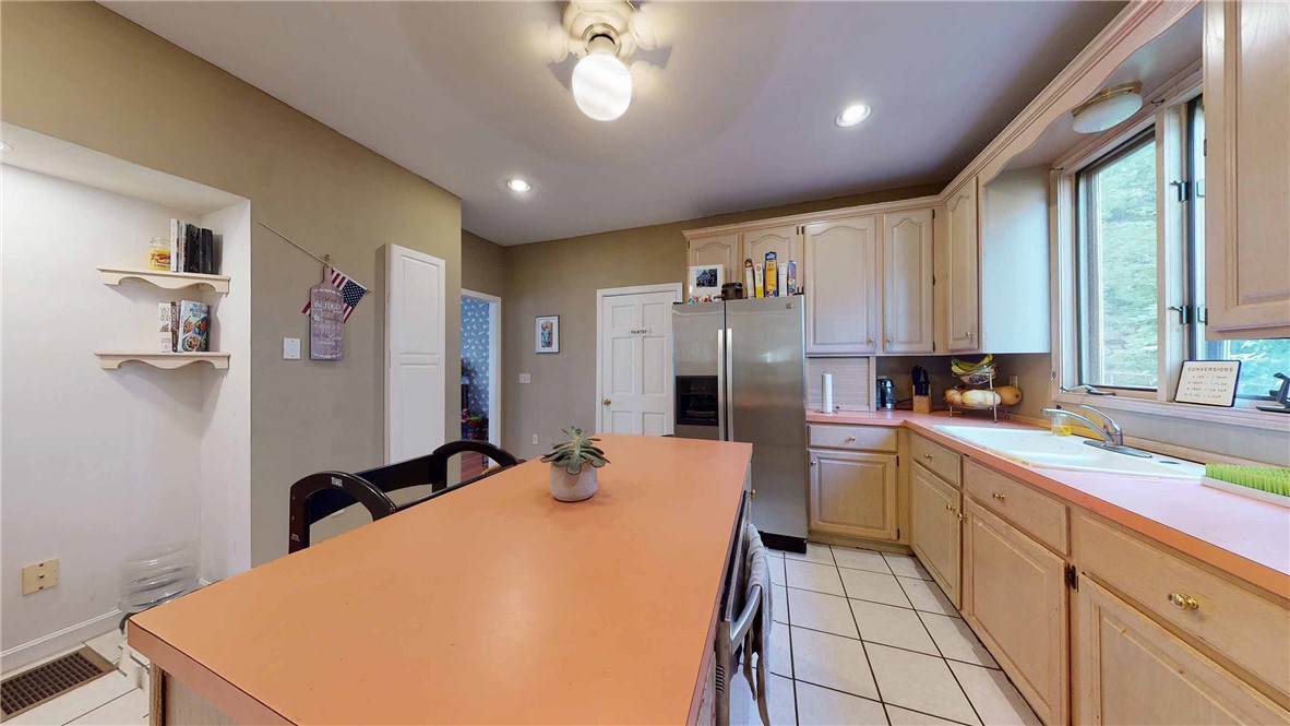 620 South Main Street Woonsocket, RI 02895 - Photo 9 of 32