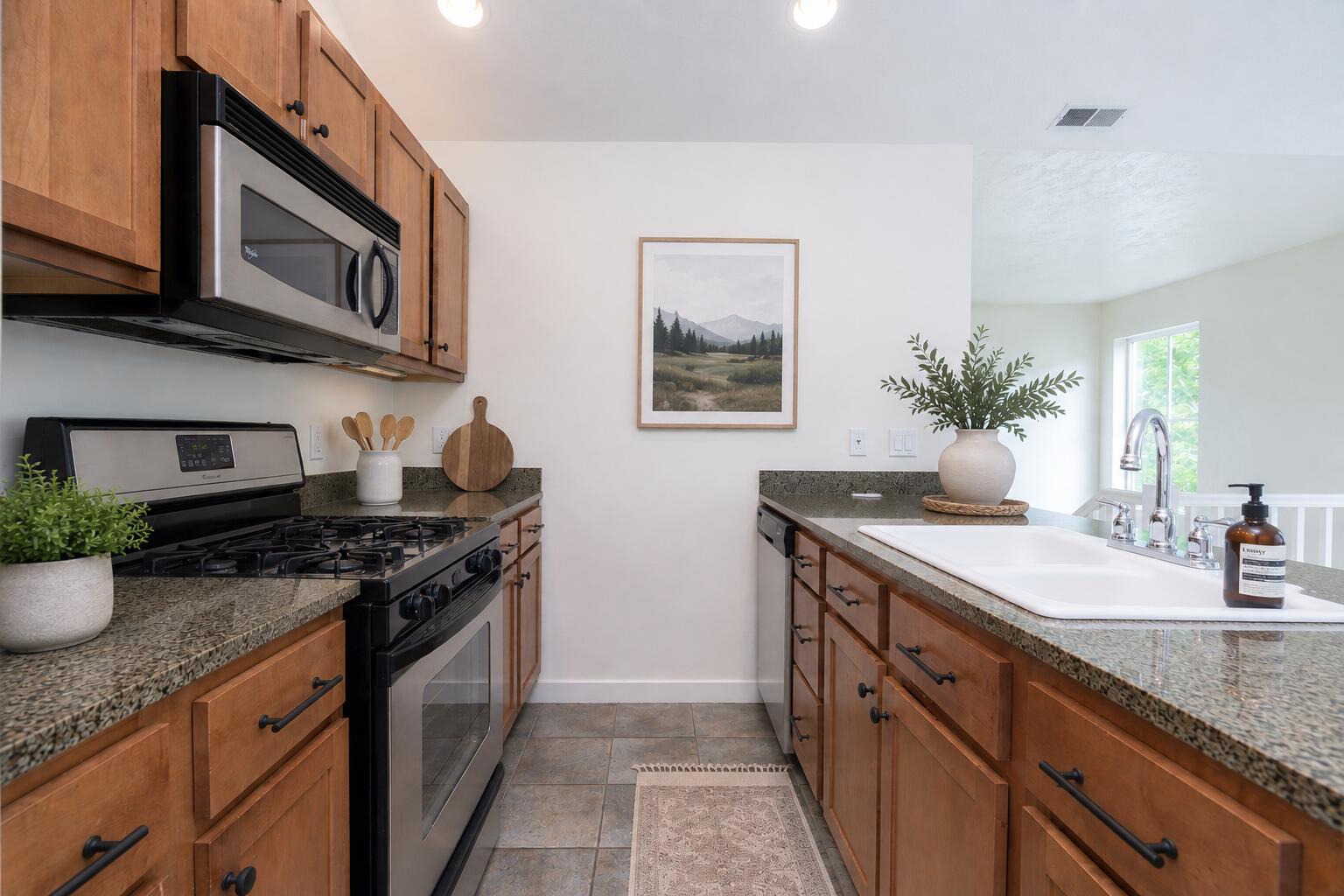 1920 Copper Ranch Lane, Unit D Hailey, ID 83333 - Photo 4 of 26 Kitchen